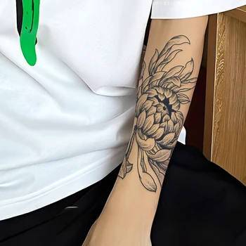 Trajne nepremočljiva Ponaredek Tetovaže za Ženske Chrysanthemum Sakura Roko Zeliščni Sok Tattoo Nalepke Sladko Kul Seksi Bejbe na Debelo